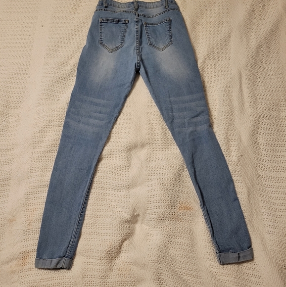 SHEIN LIGHT WASH SKINNY JEANS - Picture 6 of 6
